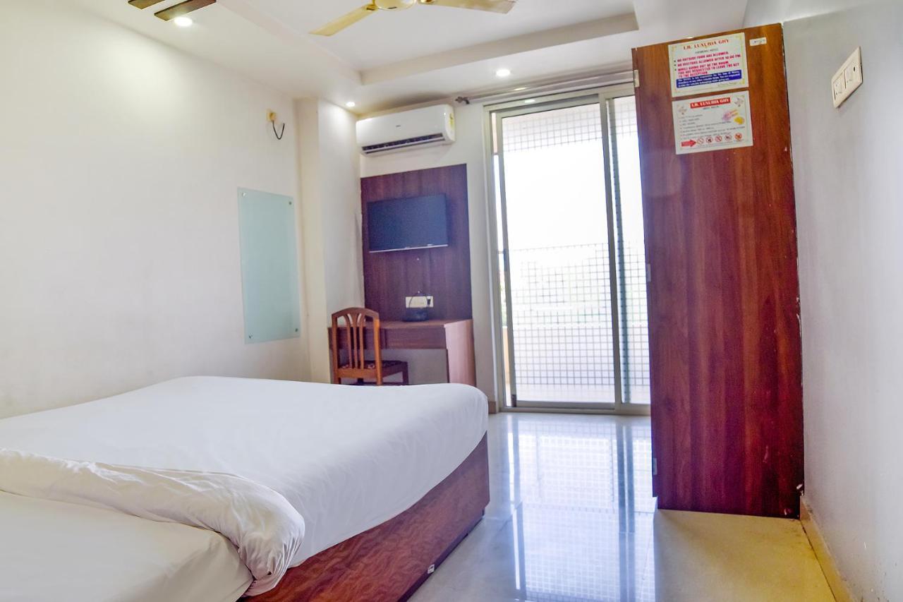 Fabhotel Ir Luxaria Guwahati Exterior foto