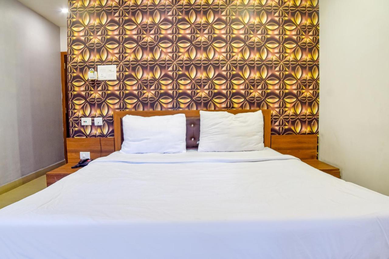 Fabhotel Ir Luxaria Guwahati Exterior foto