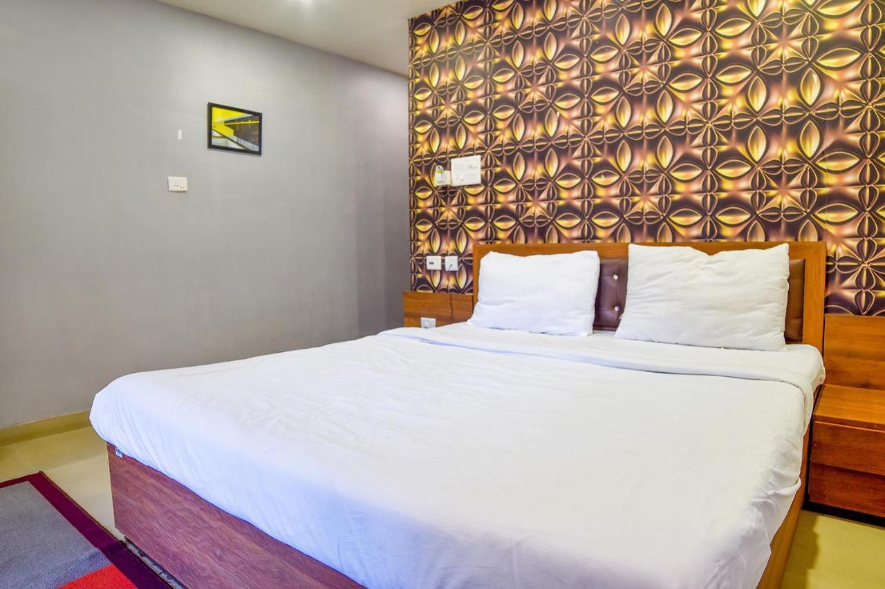 Fabhotel Ir Luxaria Guwahati Exterior foto